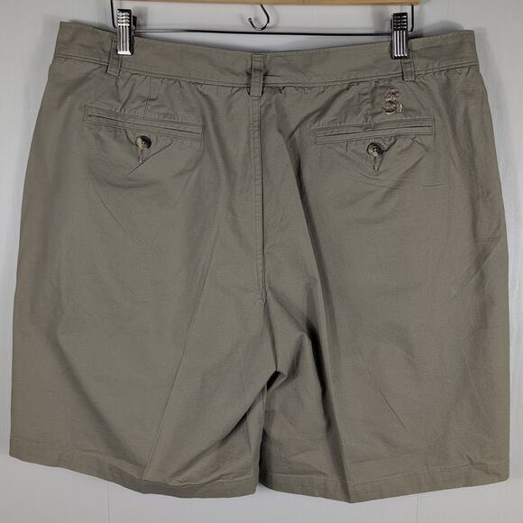 Disney World Mens Chino Shorts Size 38 Beige Flat Front Khaki Mickey Mouse New - Picture 6 of 16